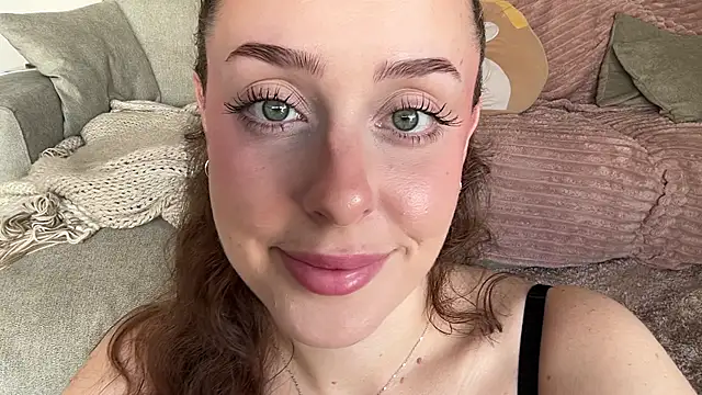 julietmills's Webcam Live Show