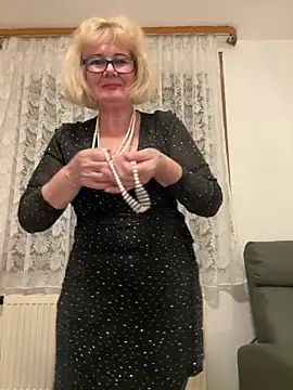 Порночат с BoloshkaBlonda