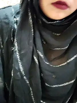 Порночат с Indian-Nazia