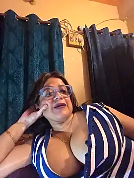 Hot_Queen77's Webcam Live Show