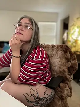 Порночат с Alix_Valentine