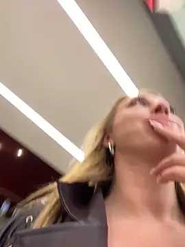 Sweet___Emily's Webcam Live Show