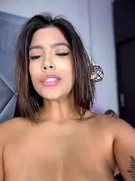 OneInAMillionXXX Webcam-Liveshow