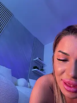 Порночат с KirstieVegas