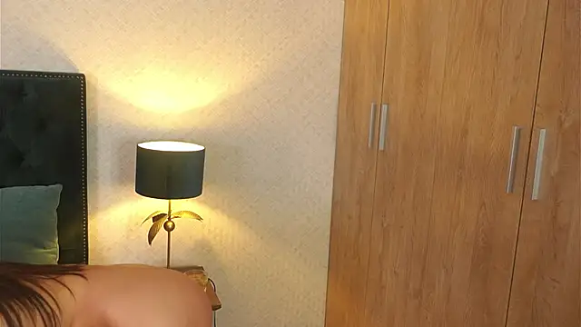 VitoriaCarusso's Webcam Live Show