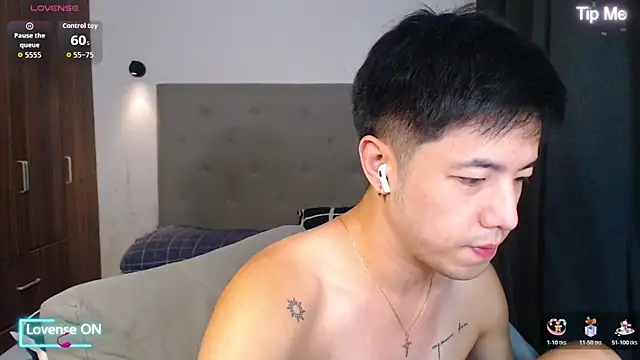 Addictiveboi's Webcam Live Show