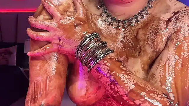 SunhariGirl's Webcam Live Show