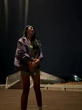 so-linger's Webcam Live Show