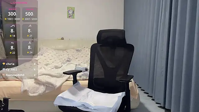 Momo-999's Webcam Live Show