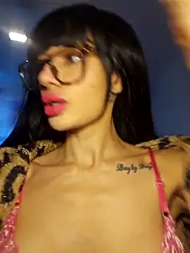 LucyMiax's Webcam Live Show