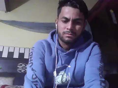 Порночат с Stubborndesiboy