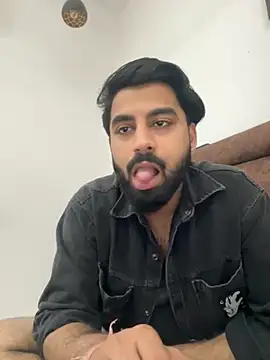 Порночат с hottestboy03