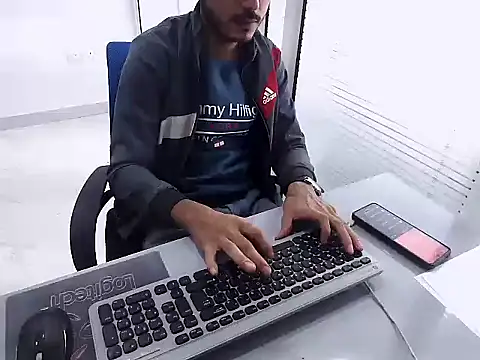 Порночат с rahulkajuuu0909