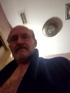 snickers1's Webcam Live Show