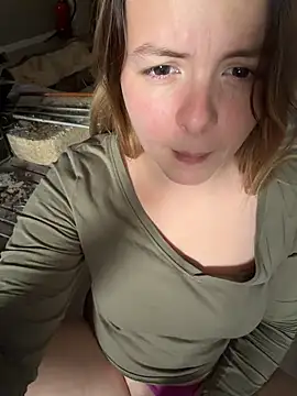 Nina_blain's Webcam Live Show