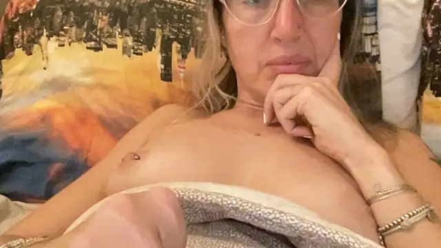 casalinga88's Webcam Live Show