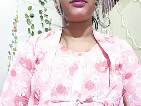 Nancy_queen001's Webcam Live Show