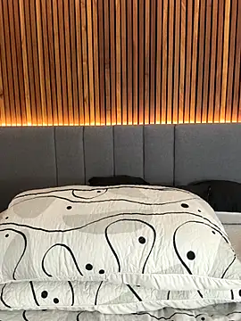 EmiilyAdams_'s Webcam Live Show