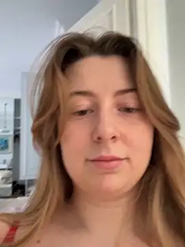 curvyflawless's Webcam Live Show