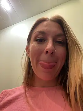 Sweet___Emily's Webcam Live Show