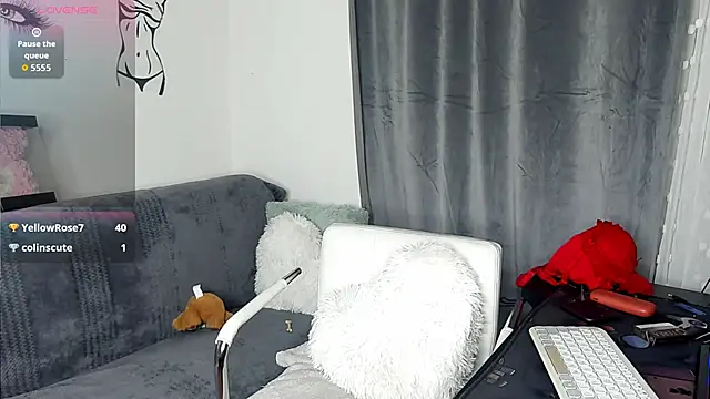 EvelynHais's Webcam Live Show