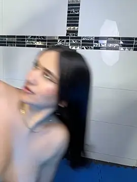 Порночат с TheAlejandroDolls