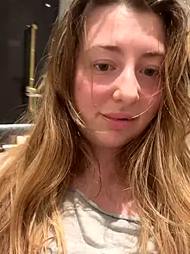 curvyflawless's Webcam Live Show