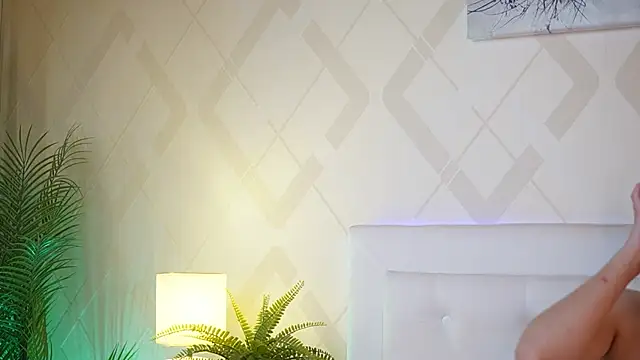 JadeHasy's Webcam Live Show