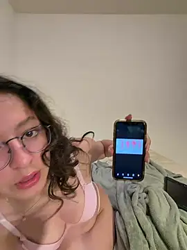 Alicatcua_'s Webcam Live Show