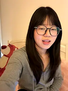 Ella-A9's Webcam Live Show