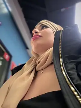 lalilamassu1's Webcam Live Show