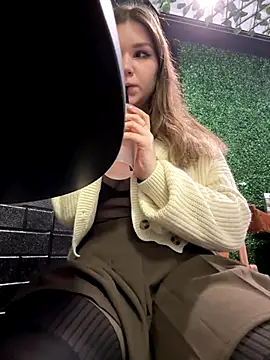 PumaShyXD's Webcam Live Show