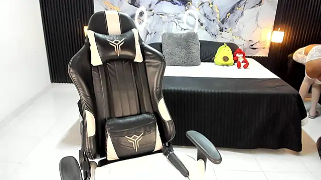 Ivy_16's Webcam Live Show