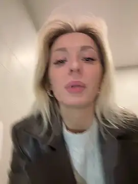 VikaBunny1's Webcam Live Show