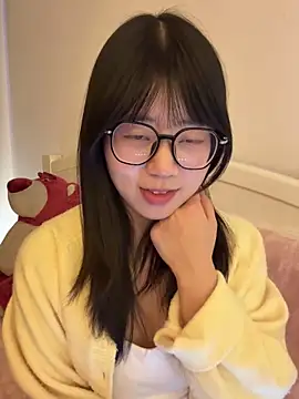 Ella-A9's Webcam Live Show